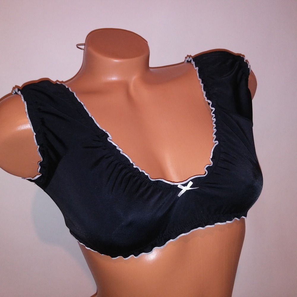 Victoria Secret PINK Swim Bikini Top Small Black Solid Ruffle Scrunch New